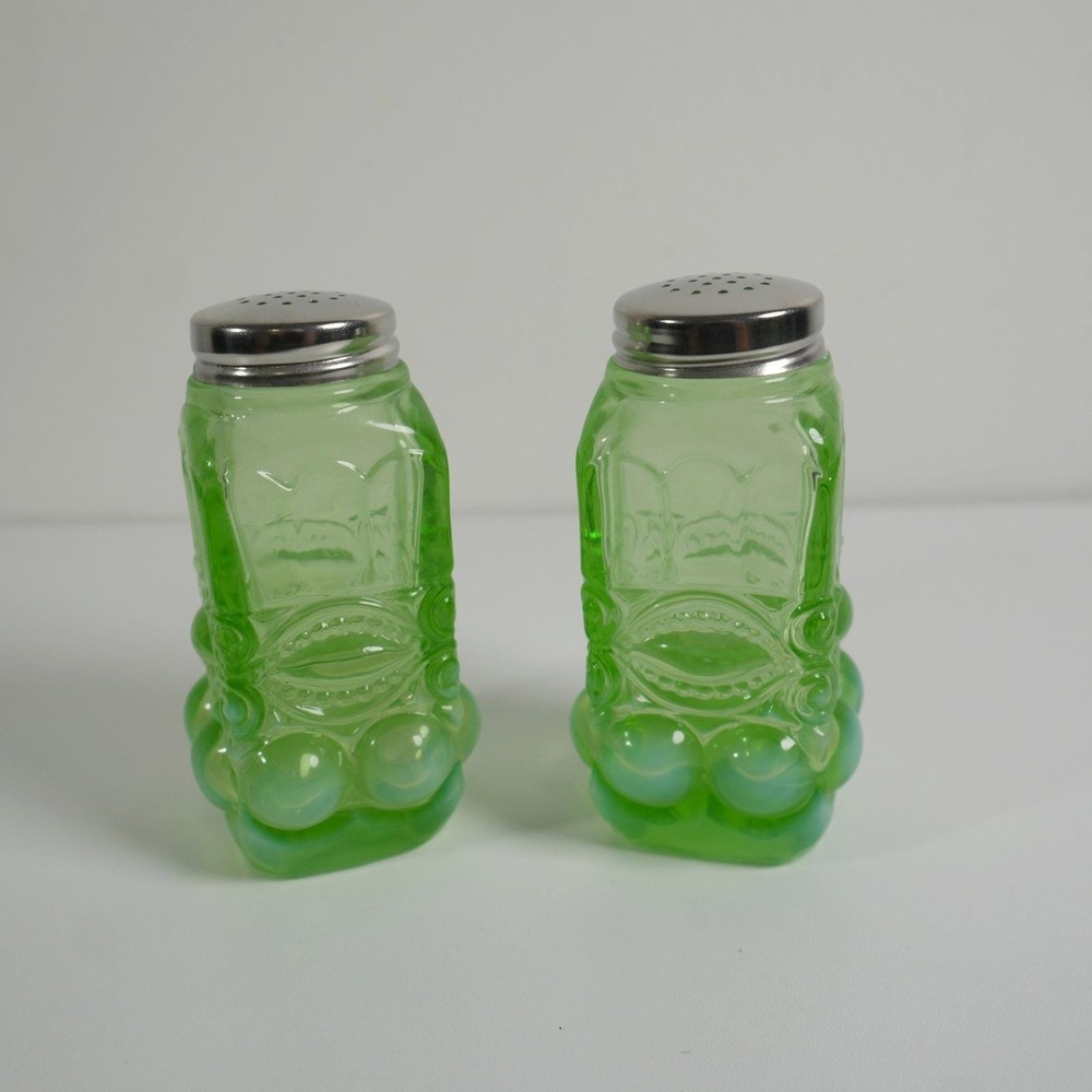 Mosser Salt Pepper Shakers Green Opalescent Glass Vintage Art Deco Retro Set